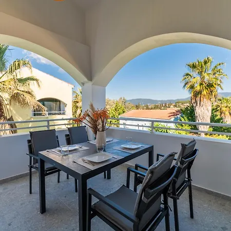 شقة Palm Tree Corfu Apt. Danilia