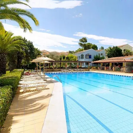 Palm Tree Corfu Apt. Апартаменты Danilia