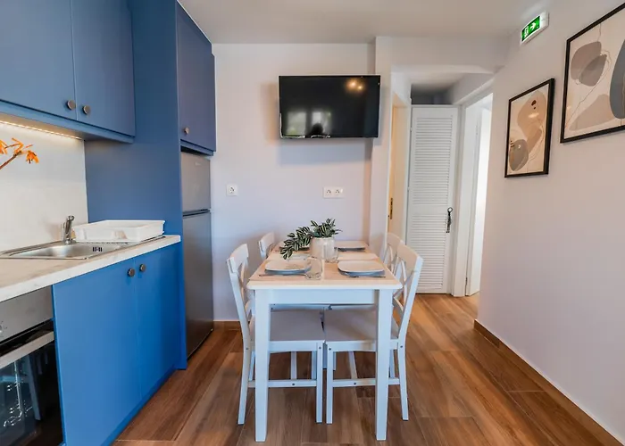 Palm Tree Corfu Apt. * Danilia