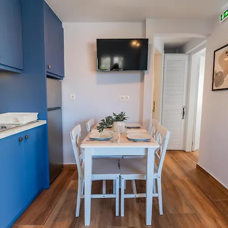 Palm Tree Corfu Apt. * Δανίλια